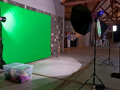 Photo Booth Green screen setup with LED light to replace background at Yemen Mauritius